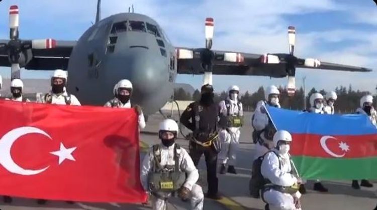 Türkiyə və Azərbaycan hərbçilərinin birgə təlimindən görüntülər - VİDEO
