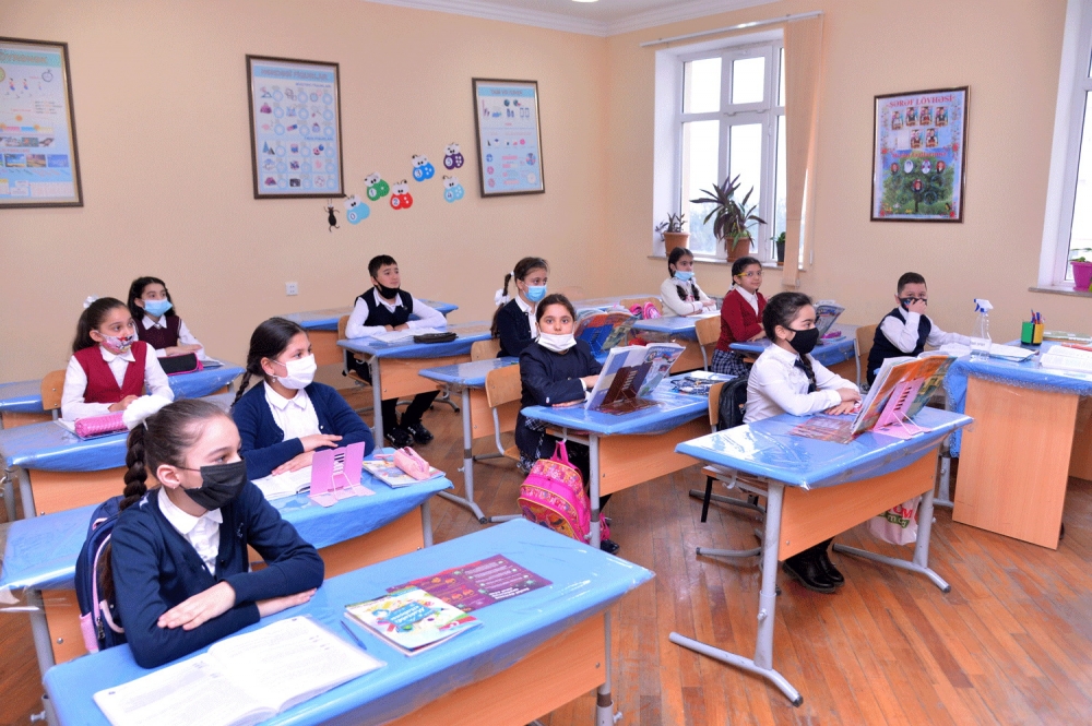 Bu gündən regionlarda V-IX siniflərdə ənənəvi tədris bərpa olunur