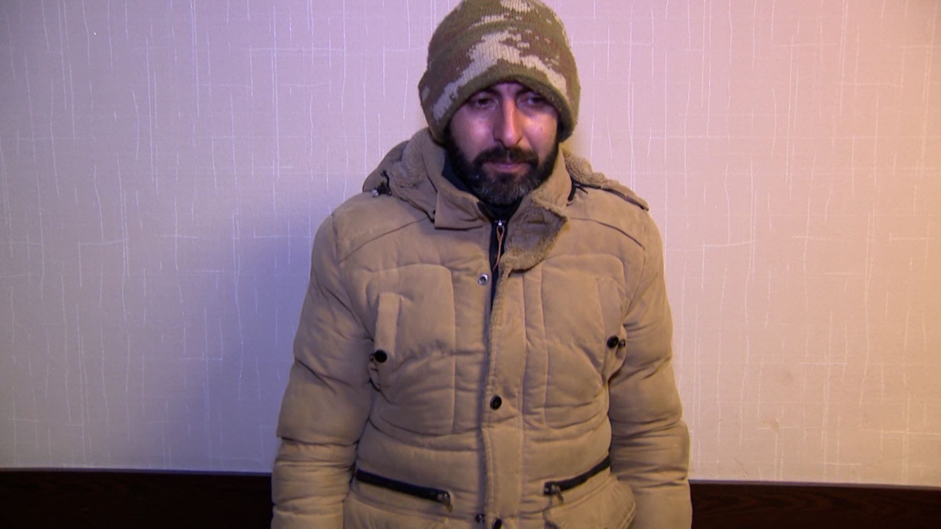Polis dilənçi 