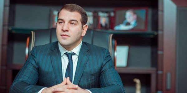 Elnur Məmmədli Şəhidin qardaşına iş söz verdi
