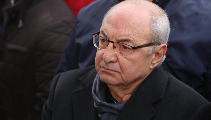 Ermənistan müxalifətinin lideri Paşinyanı dəstəkləyənləri “satqın” ADLANDIRDI