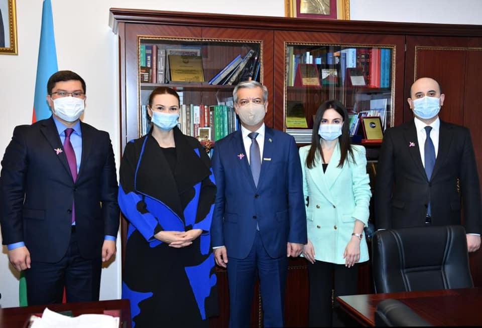 Özbəkistan səfiri Milli Məclisə gəldi - FOTO