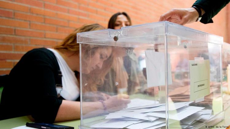 Kataloniyada parlament seçkiləri keçirilir