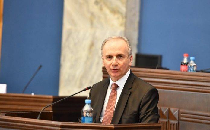 Gürcüstanda nazir istefa verdi