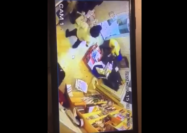 “Əli və Nino”nun mərkəzi filialı qarət olundu - VİDEO