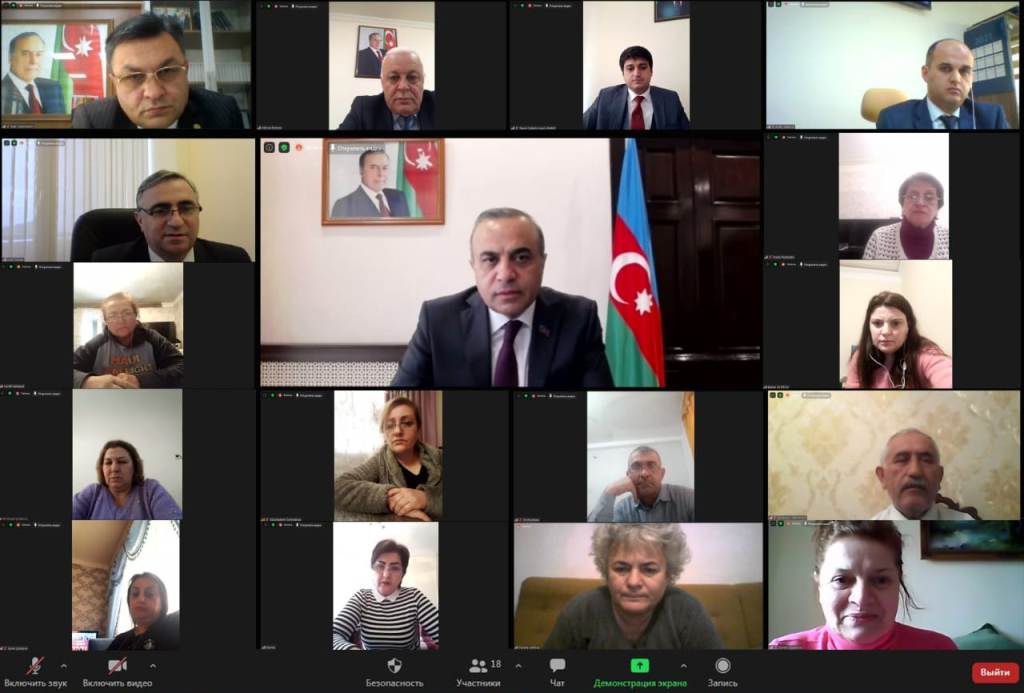 Azay Quliyev seçicilərlə videogörüş keçirib