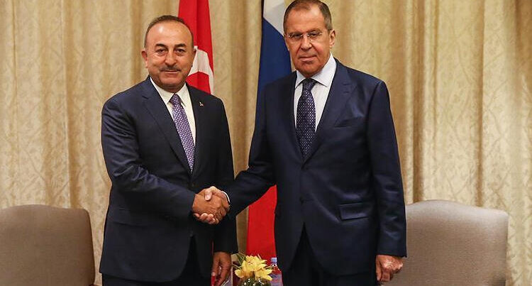 Lavrovla Çavuşoğlu telefonda danışdı