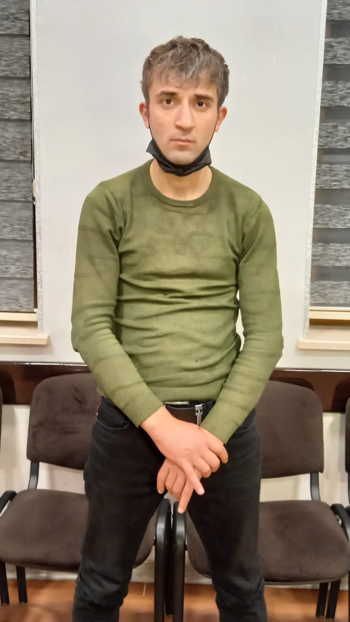 Yanacaqdoldurma məntəqəsinə hücum edən maskalı şəxs saxlanıldı - FOTO