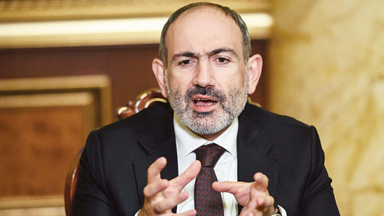 Paşinyanın sarsaq, debil, gerizəkalı olduğunu düşünməyək