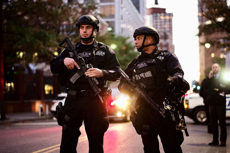 ABŞ-da partlayış: 3 polis yaralandı