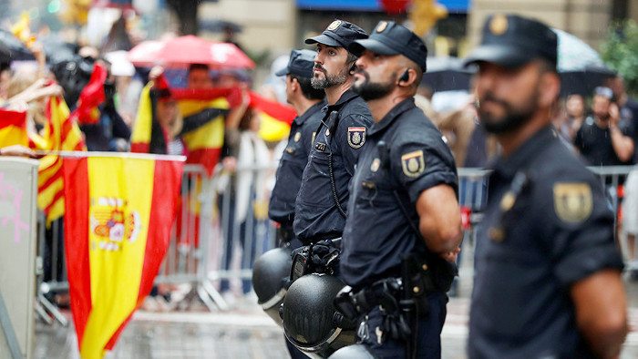 Polis “Barselona” klubunda axtarışlara BAŞLADI