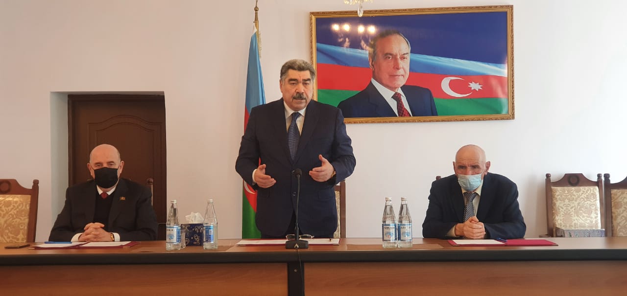 İlham Əliyev ölkənin ağsaqqal və ziyalılarını diqqətdə saxlayır