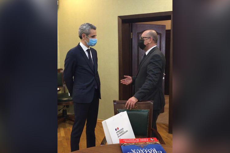 Fransa səfiri Minatəmizləmə Agentliyinin sədri ilə görüşüb