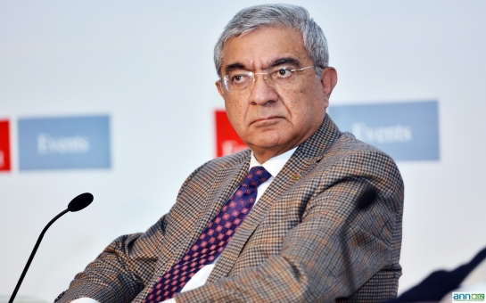 Ceyhun Bayramov Hafiz Paşayevi təbrik etdi