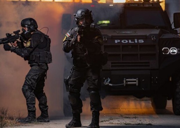 Polis Bakıda əməliyyat keçirdi - saxlanılanlar var