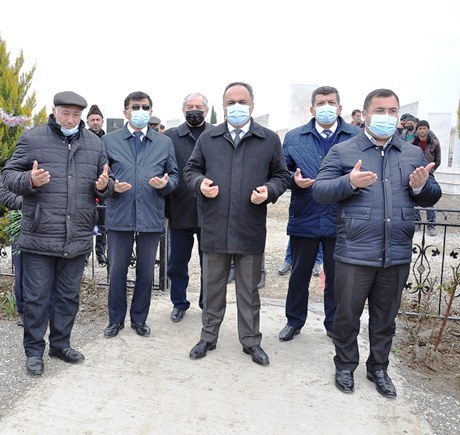 İcra başçısı Şəhid ailəsini ziyarət etdi - FOTOLAR