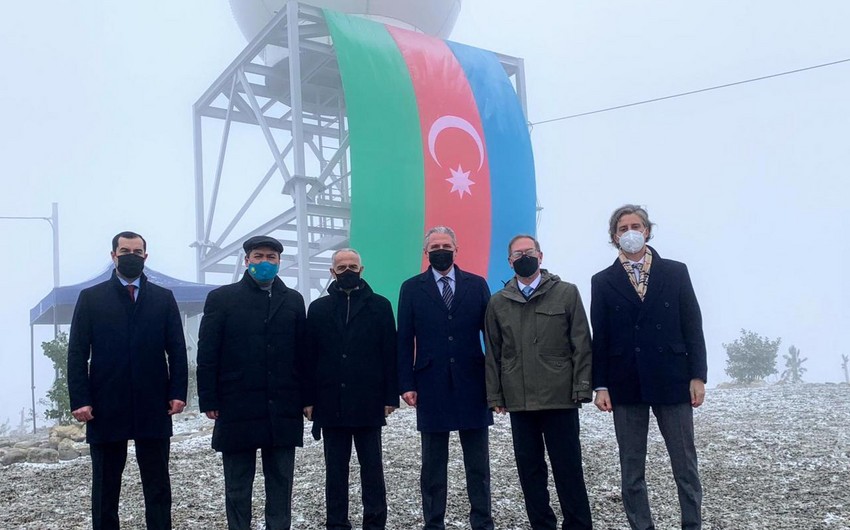 Azərbaycanda regionda ilk olan yeni meteoroloji radarlar quraşdırıldı