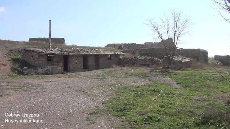 Azad olunan ərazilərdə hərbçilərin yerləşdirilməsi davam etdirilir
