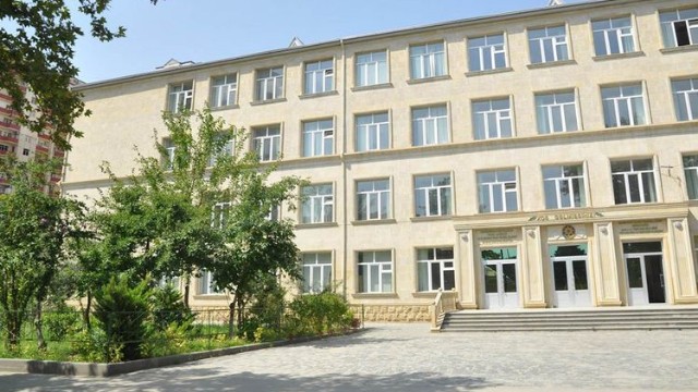 Gəncədə də bir məktəb koronavirusa görə BAĞLANDI