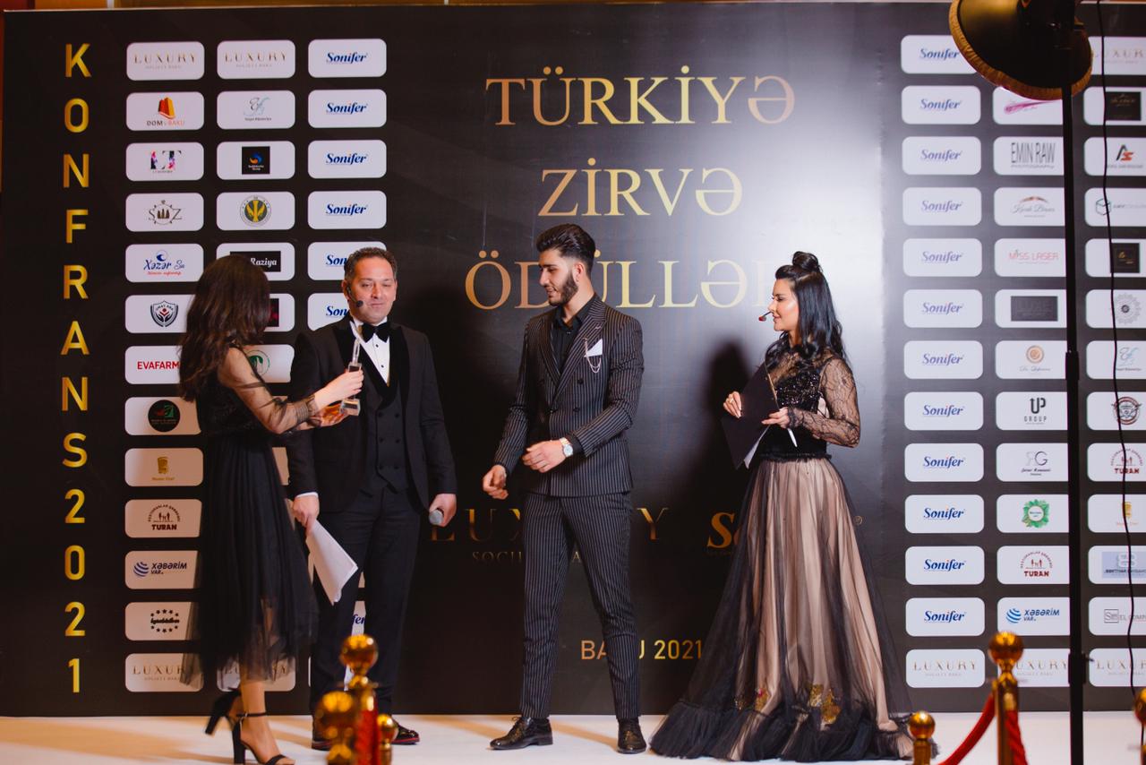 Tələbə “Gənc iş adamı” mükafatı aldı 