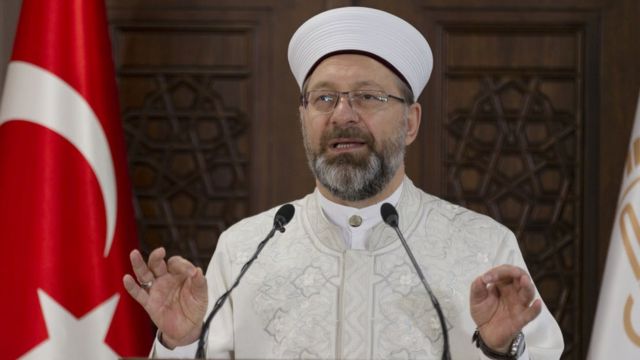Türkiyəli nazir xəstəxanaya yerləşdirildi