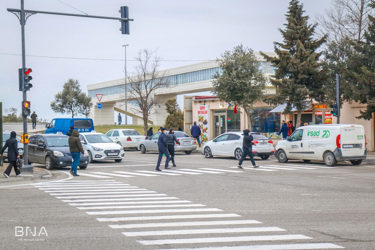 Bakıda nişanlanma xətləri svetoforla əvəz olundu - FOTOLAR 