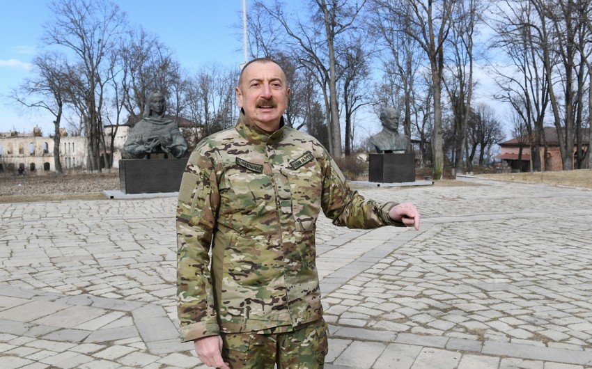 “Erməniləri müdafiə edənlər gəlsinlər, görsünlər, onlar Şuşada nə edib” – İlham Əliyev