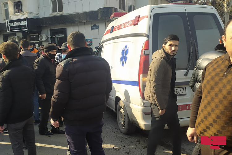 Şəmkirdəki avtoqəzada iki nəfər xəsarət aldı