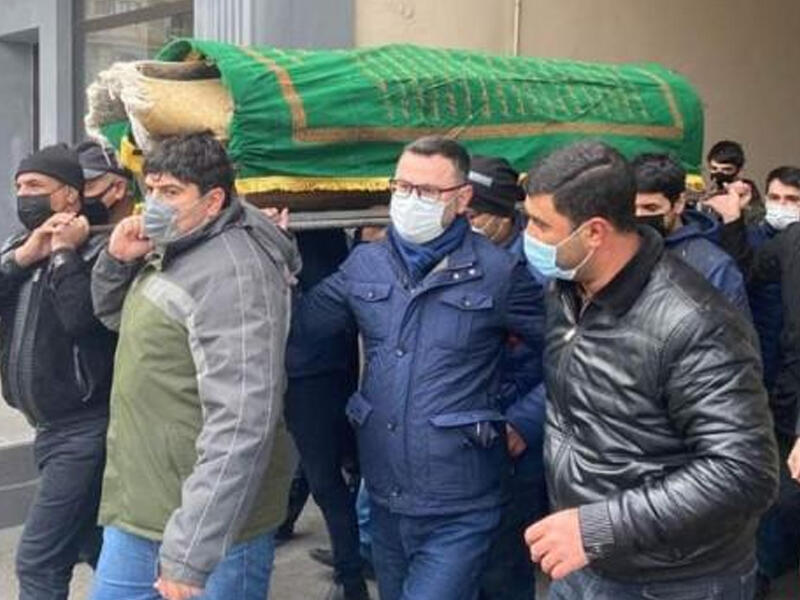 Nazpərinin oğlunun dəfnindən FOTOLAR