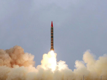 Pakistan nüvə başlığı daşıya bilən ballistik raketi sınaqdan keçirdi