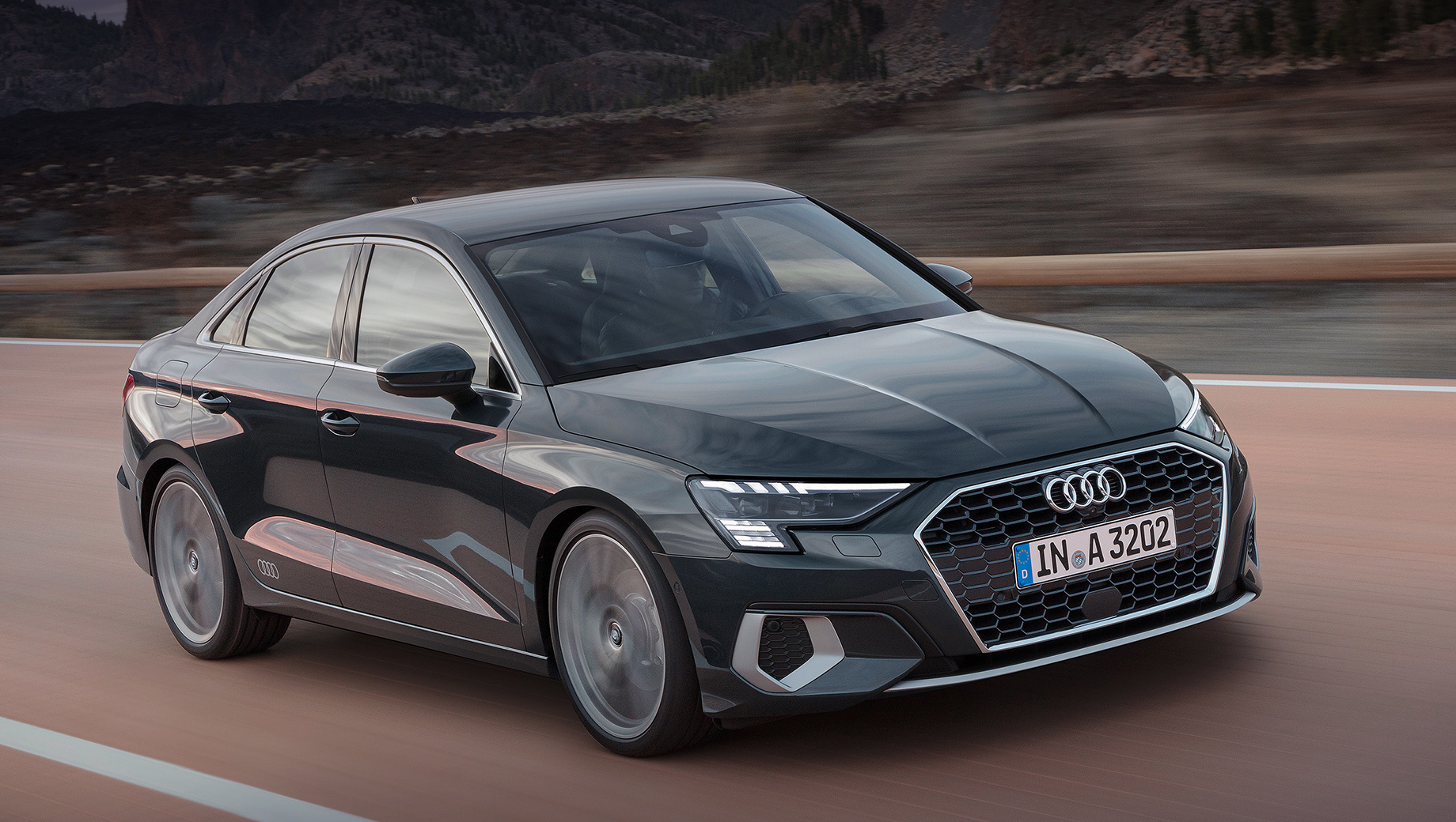 “Volkswagen” 150 mindən çox avtomobilini geri çağırır