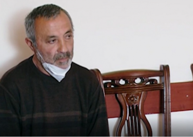 Oğurladığı 3 min manatlıq əşyaları 200 manata satdı