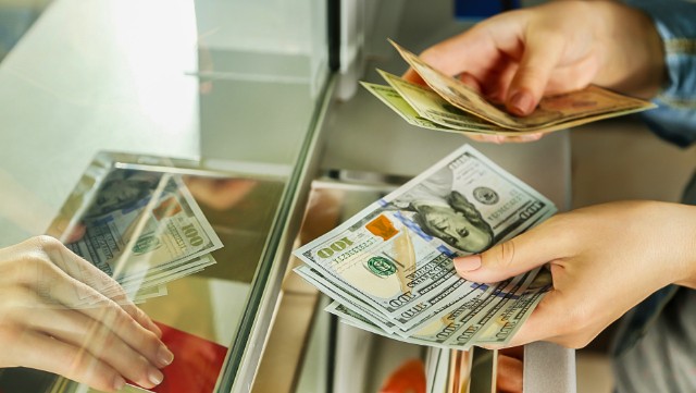 Dolların sabaha olan məzənnəsi