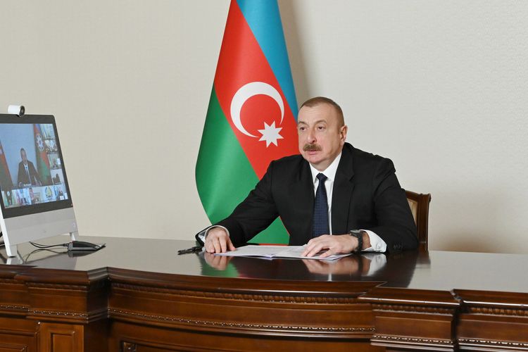 İlham Əliyev Zirvə toplantısında çıxış etdi