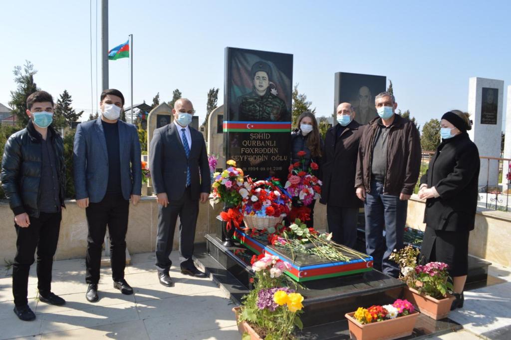 Nərimanov rayon gəncləri “Aprel döyüşləri” şəhidlərini yad ediblər  