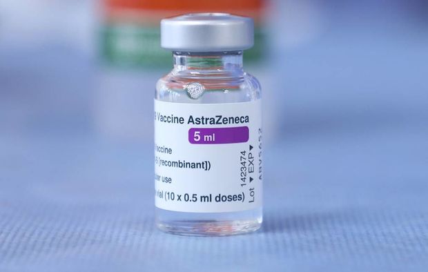 ABŞ “AstraZeneca” peyvəndinin istehsalını DAYANDIRIR