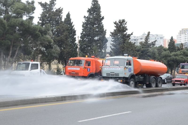 Bakıda geniş dezinfeksiya işləri aparılıb