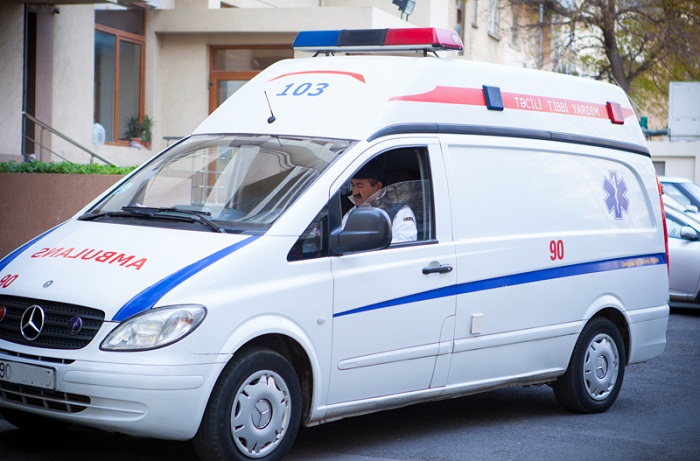 Yol qəzasında gənc qadının boynu sındı