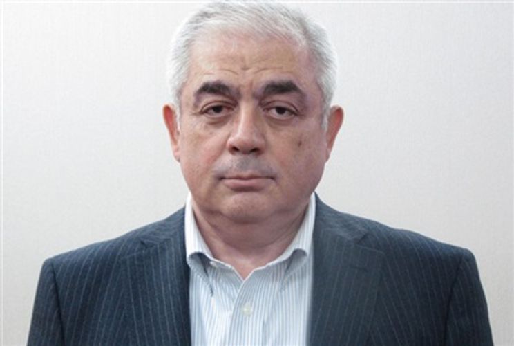 Tanınmış vəkil vəfat etdi