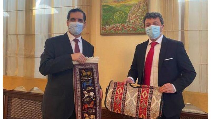 Tural Gəncəliyev Özoralla görüşdü