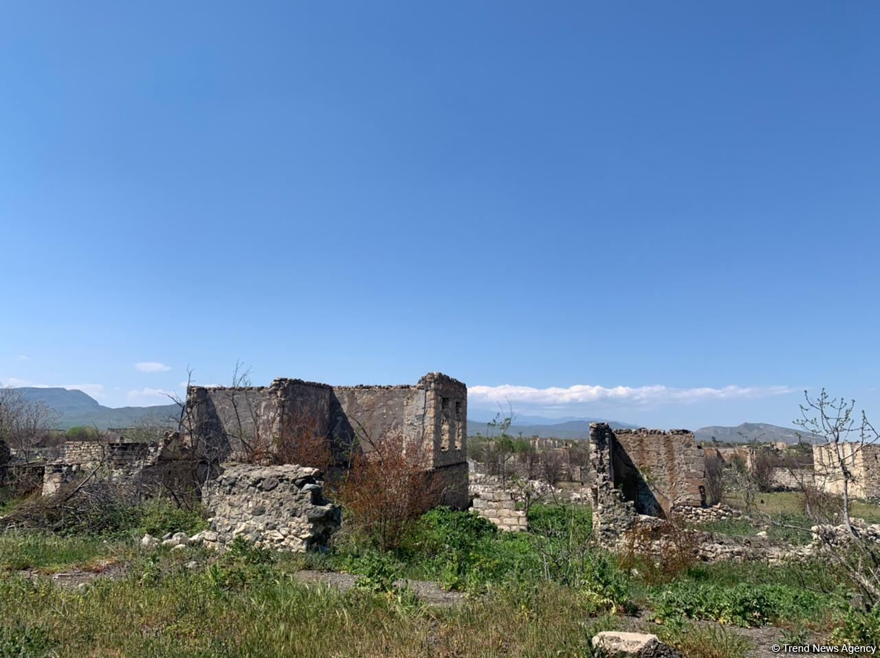Bir qrup jurnalist Ağdama səfərdədir - FOTOLAR