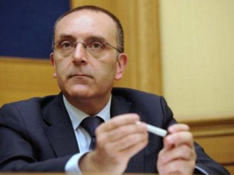 İtaliyalı senator Ağdama səfərindən sonra ermənilərə SUAL VERDİ  