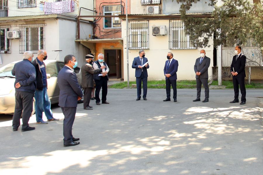 Azay Quliyev seçicilərlə görüşüb