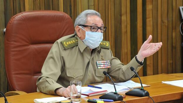 Raul Kastro istefa verdi