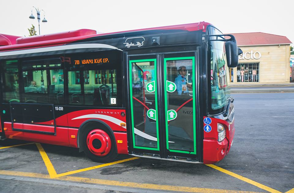Sabah Bakıda iki marşrutun yolu dəyişdiriləcək