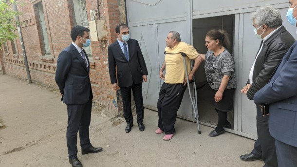 İcra başçısı abadlıq işlərinin gedişatı ilə tanış olub - FOTOLAR