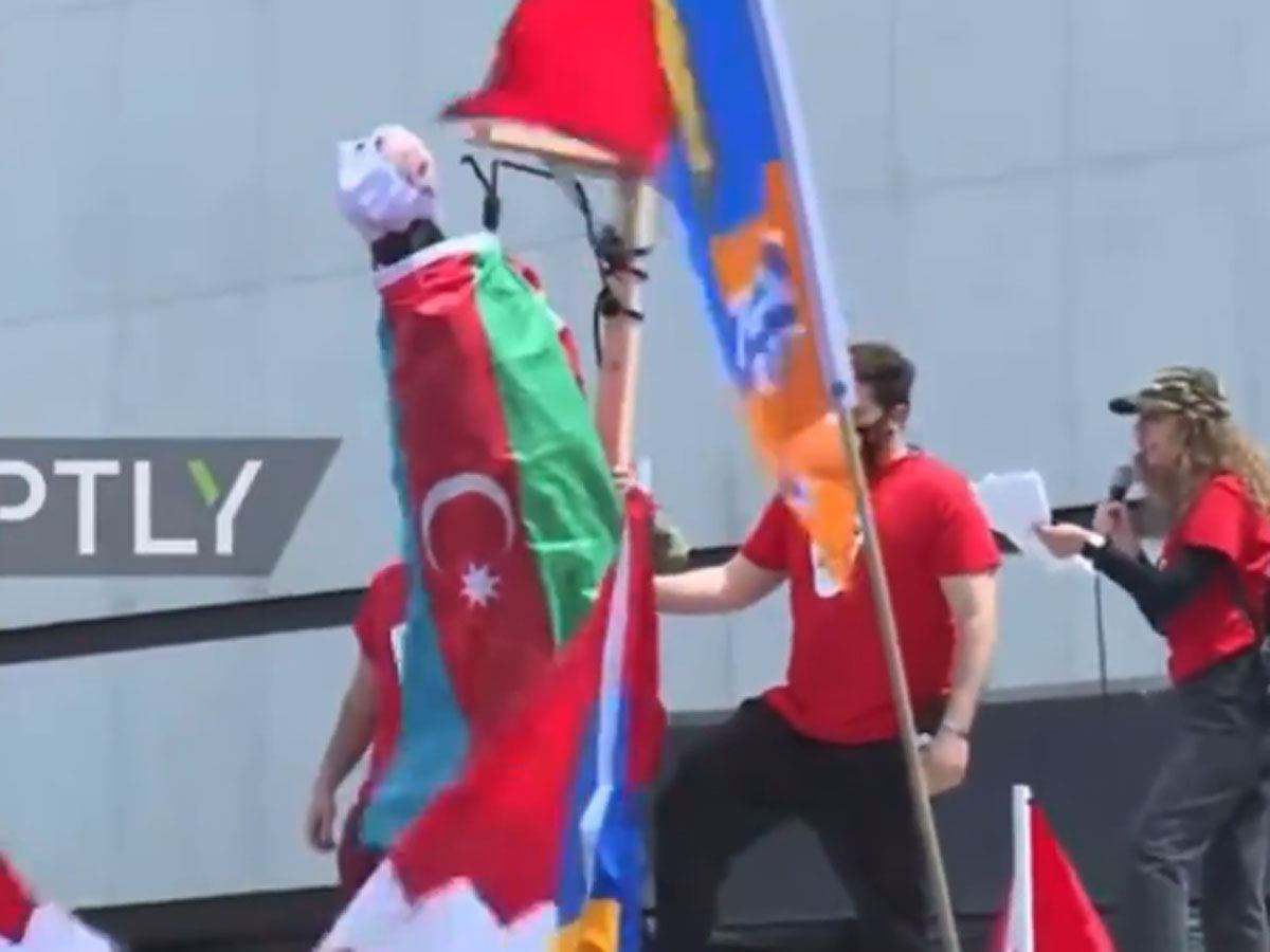 Los Ancelesdə ermənilər azərbaycanlılara qarşı etnik zorakılığa səsləyən aksiya keçirib