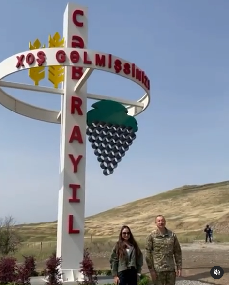İlham Əliyev “Cəbrayıla xoş gəlmisiniz” lövhəsinin önündə - VİDEO
