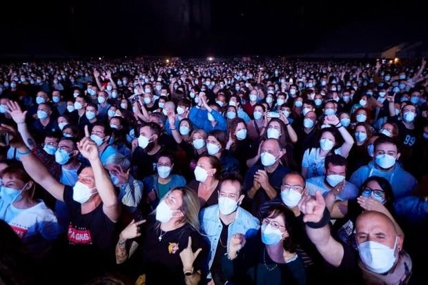 5 min nəfər üçün konsert keçirildi – Heç kim virusa yoluxmadı