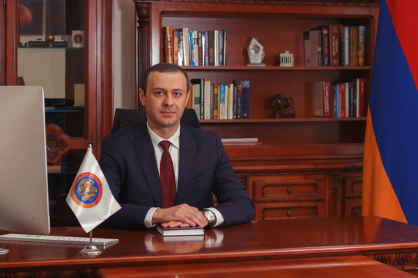 Ermənistan sülhməramlıların Qarabağda qalma müddətinin uzadılmasını İSTƏYİR